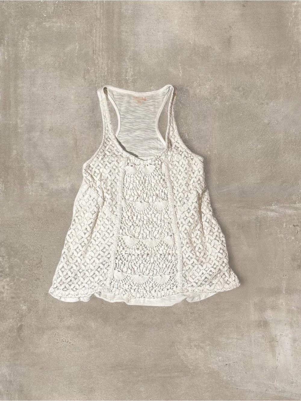White Mud Pie tank top with lace-like geometric pattern